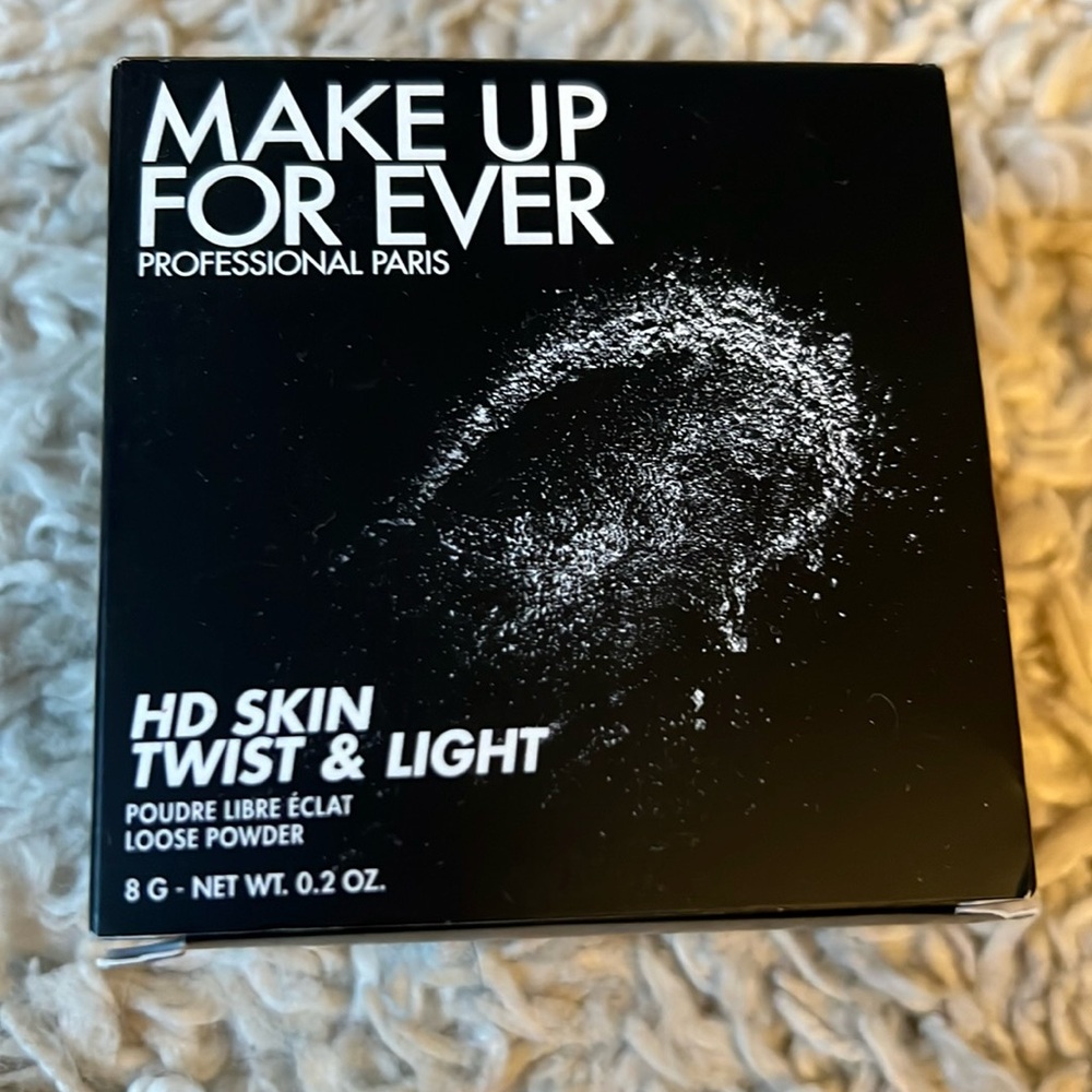 Make up forever 2.0 medium HD skin twist and light